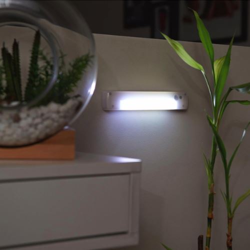 2 x Motion Sensor Light Peel 'N' Stick Multi Functional Battery Operated Lights