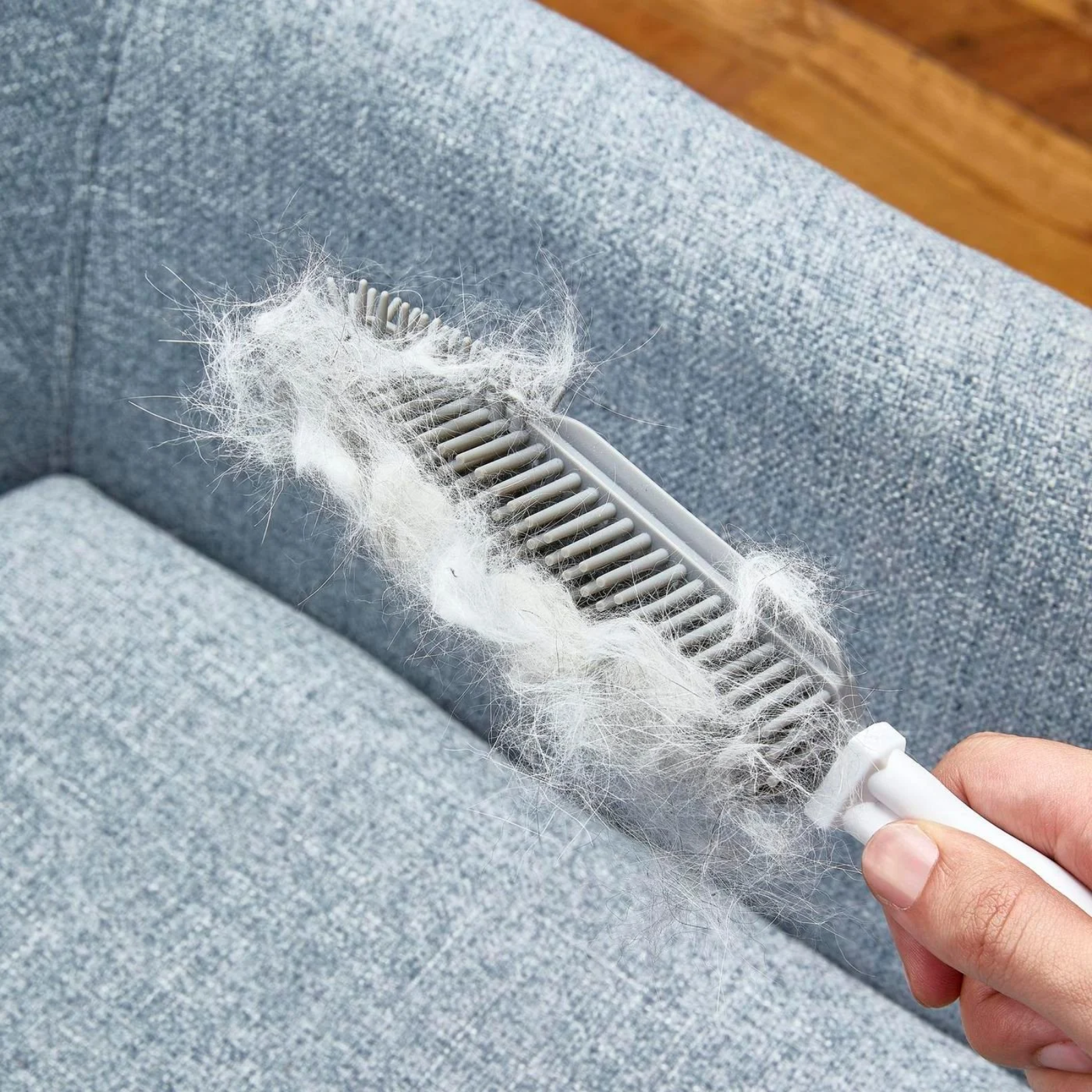 Oates Electrostatic Pet Hair Brush Grooming Comb Scratch Free Rubber Bristles