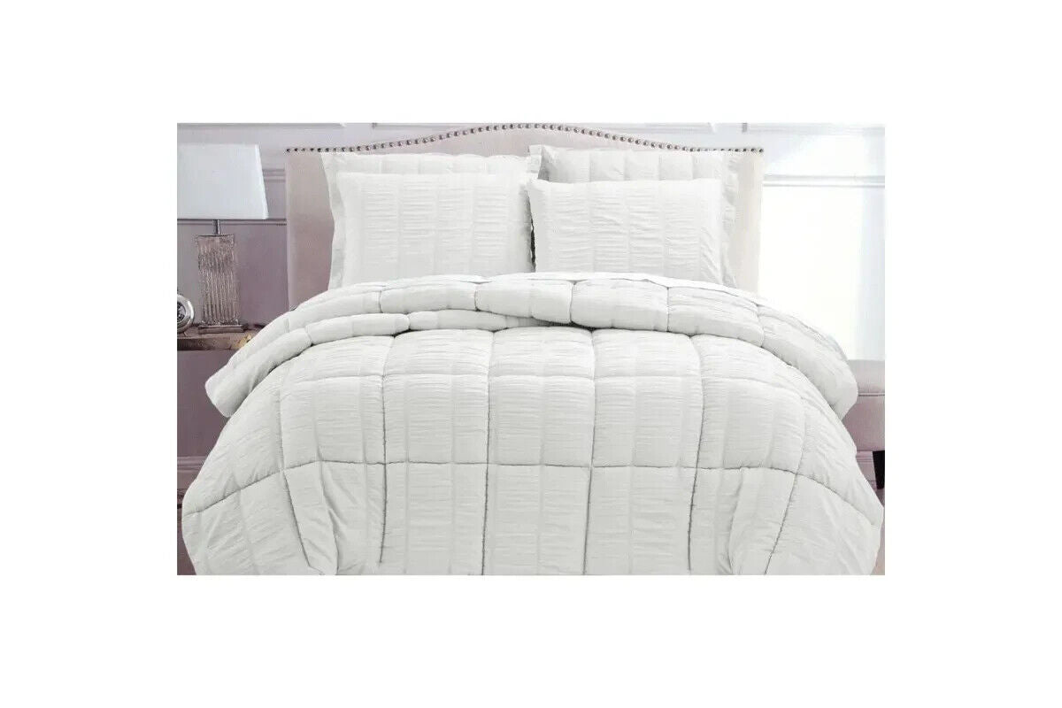 Hotel Living Seersucker Comforter Set Queen White