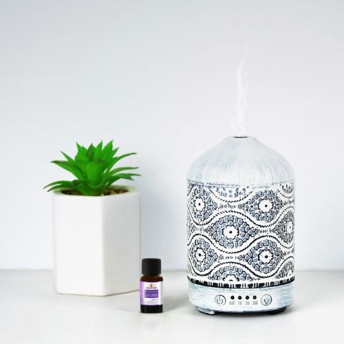 Aromatherapy Oil Diffuser 100ml w 7 Colours Changing LED Lights - Vintage White
