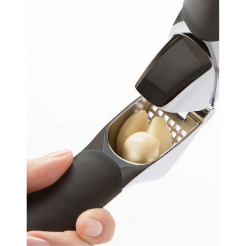 OXO Good Grips Garlic Press, Soft & Non-Slip Handles - Black