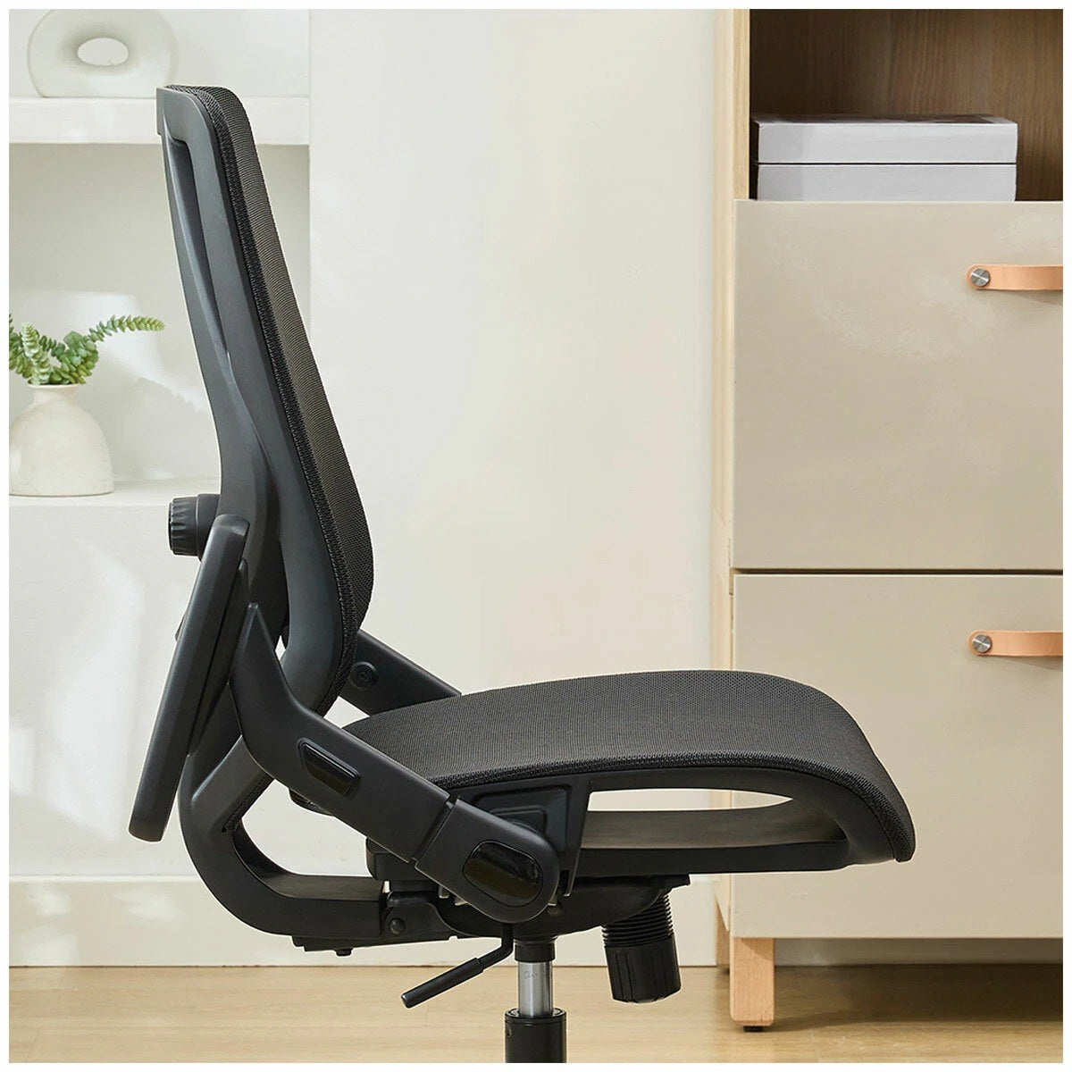 TrueWellness All Mesh Chair