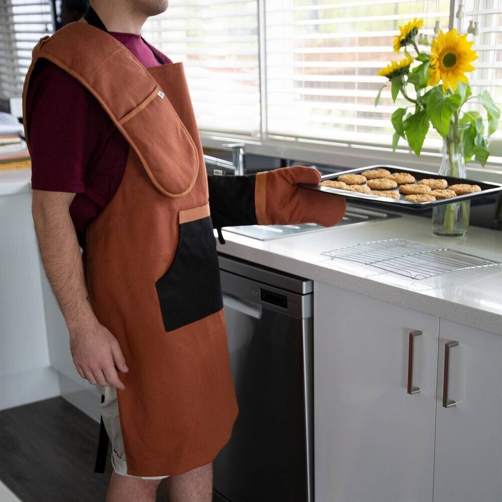 J Elliot Home Selby Cotton Oven Mitt 34 x 15 cm Ginger & Black