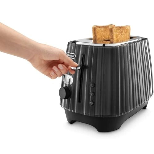 Delonghi Ballerina 2 Slice Bread Toaster Removable Crumb Tray, 900W - Black