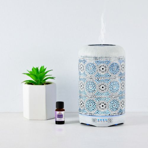 Essential Oil Aroma Diffuser with 7 Colours Changing LED Lights - Vintage White